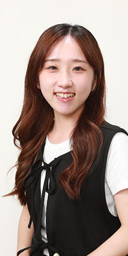山根さん