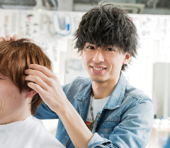 ヘアスタイリスト
